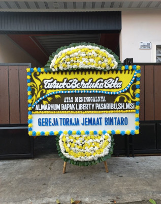 Papan Bunga Duka di Sukakersa