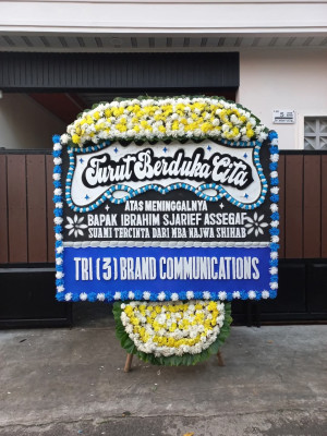 Papan Bunga Duka di Sukakersa